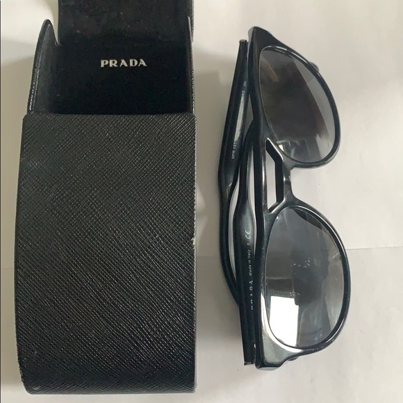 Prada sunglasses - Picture 3 of 6